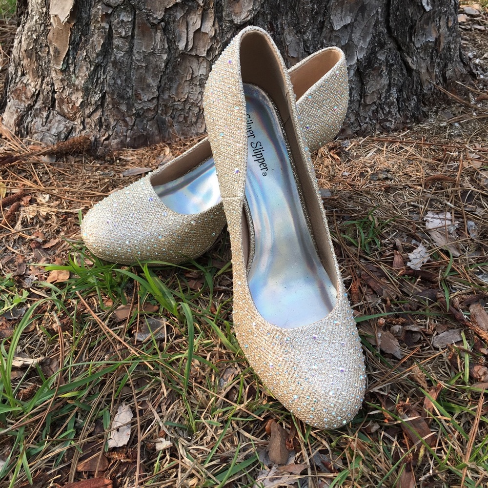 Elegant cream heels with crystals